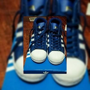 Brand New Big Kid Adidas Pro Model J size 3 1/2